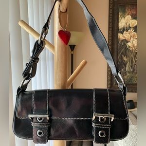 Nicole Miller pocketbook